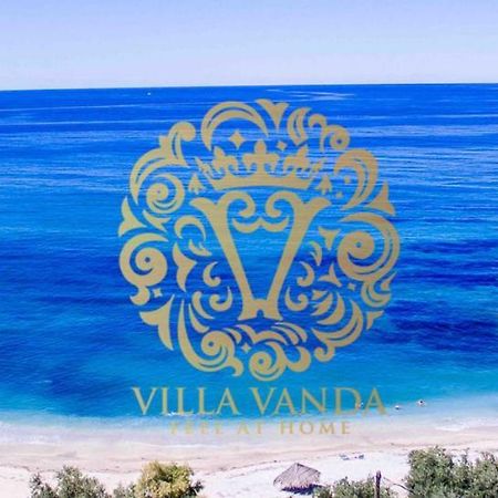 Villa Vanda Lygia  Luaran gambar