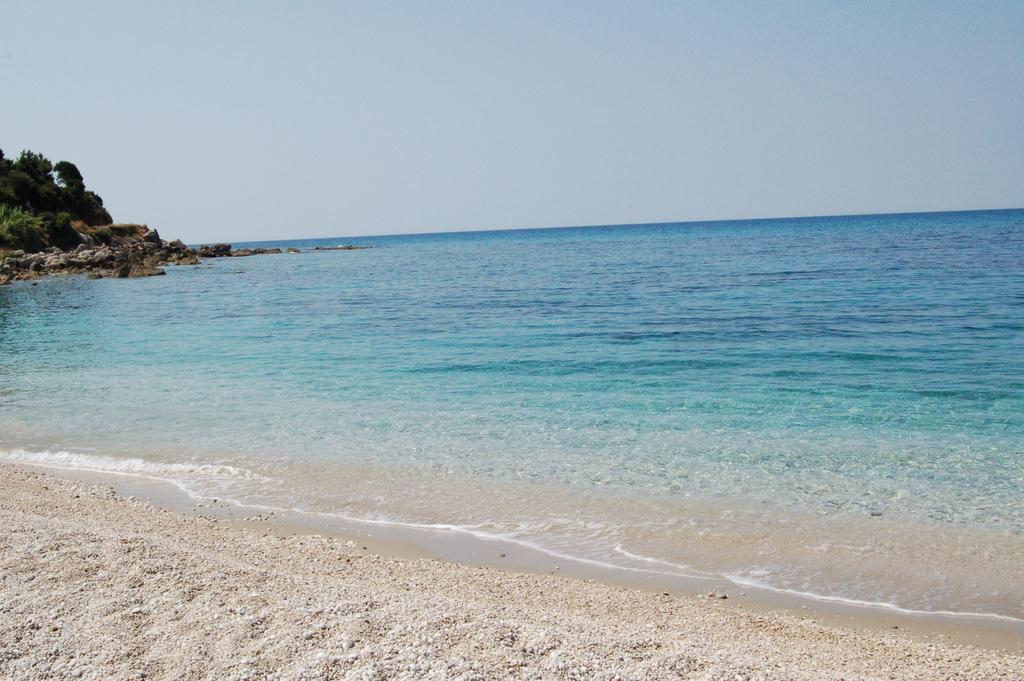Villa Vanda Lygia  Luaran gambar