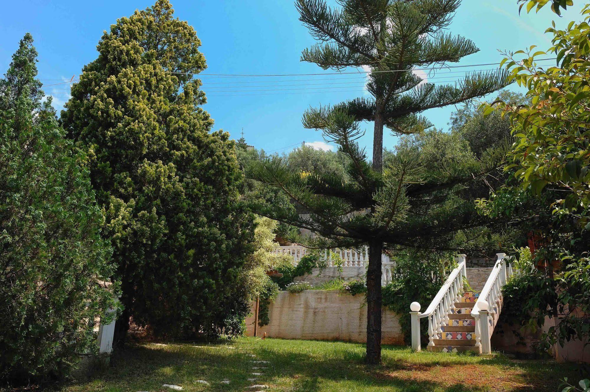 Villa Vanda Lygia  Luaran gambar