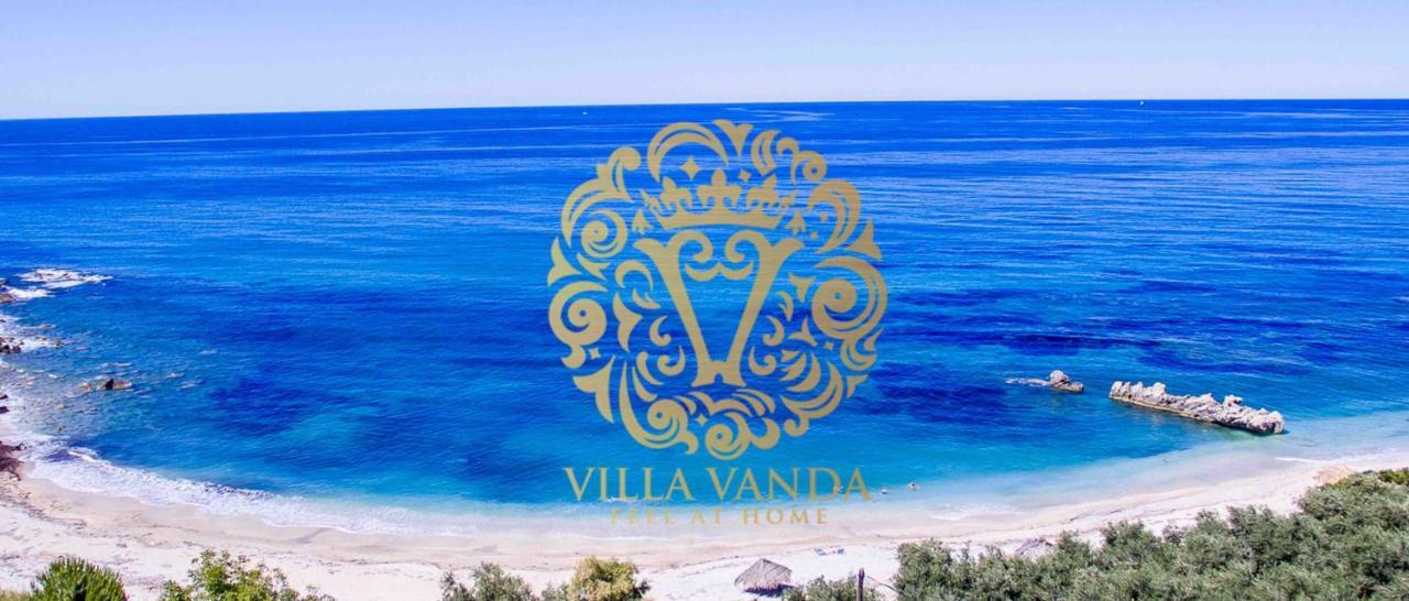 Villa Vanda Lygia  Luaran gambar